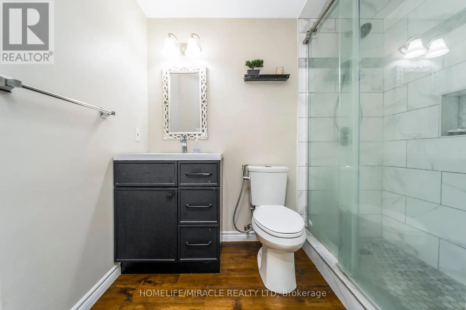 27 - 165 TAPSCOTT ROAD N