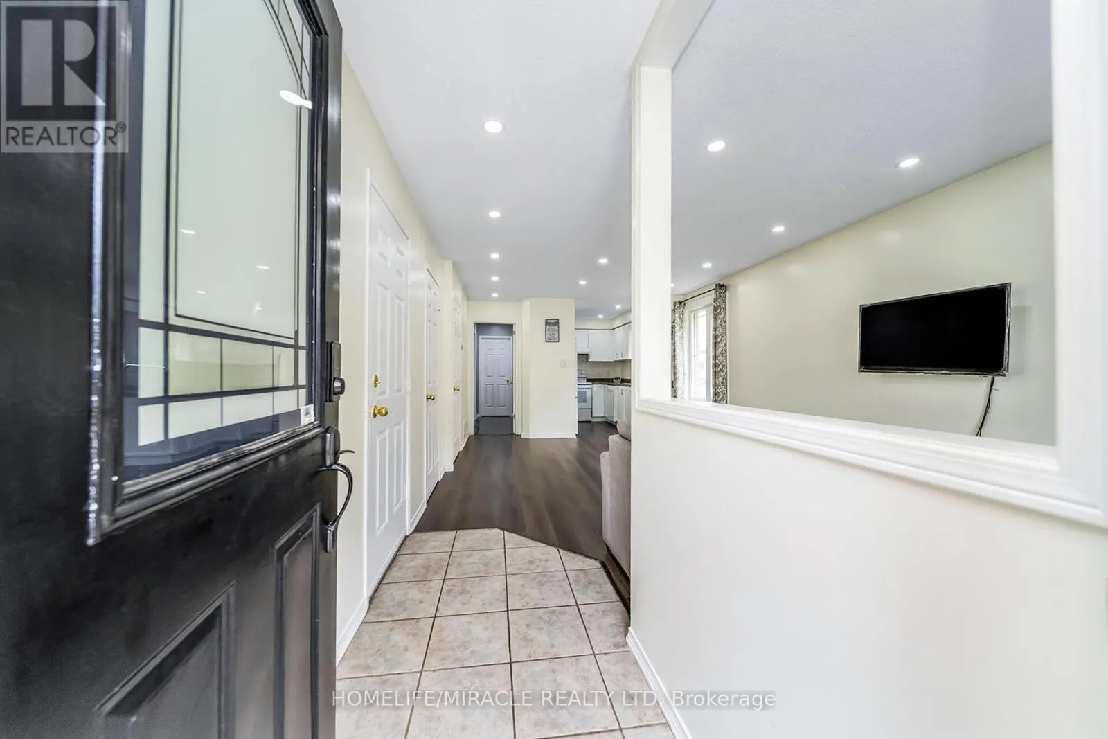 27 - 165 TAPSCOTT ROAD N