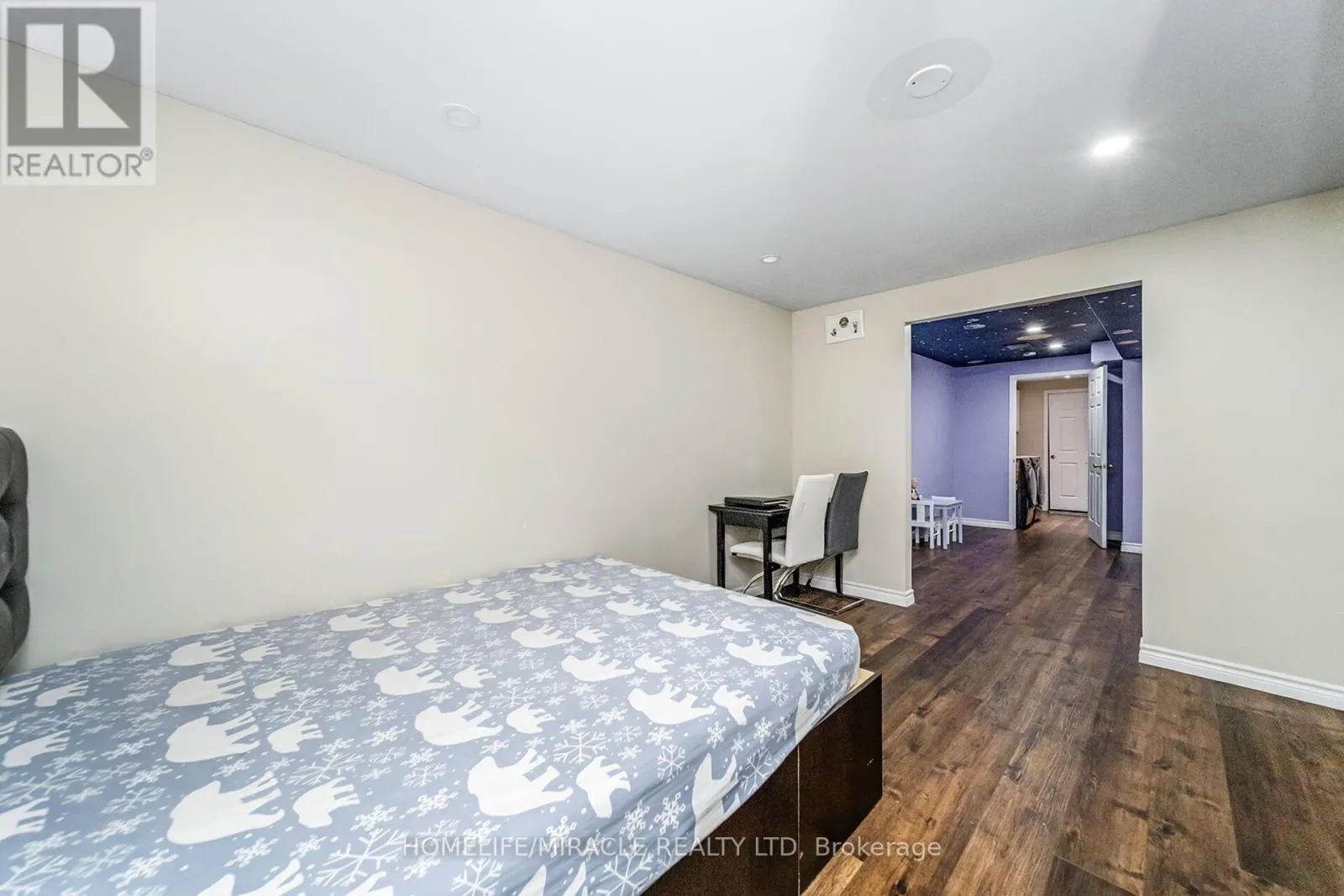 27 - 165 TAPSCOTT ROAD N