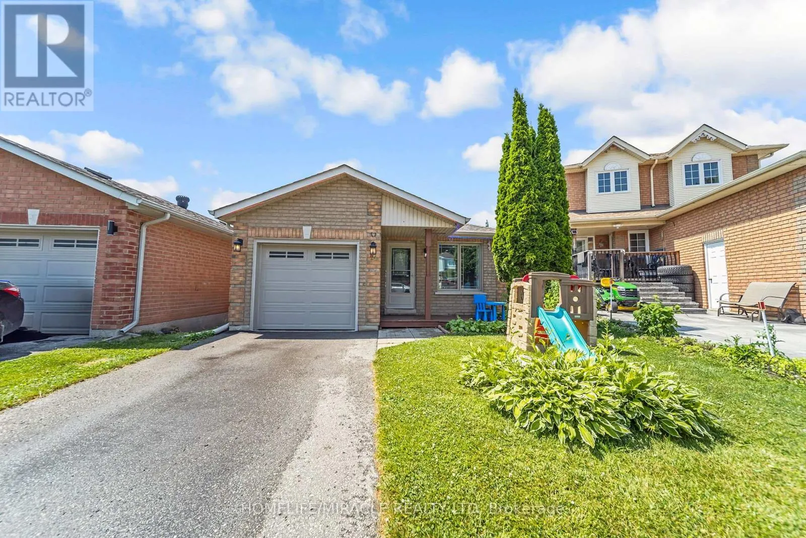 27 - 165 TAPSCOTT ROAD N