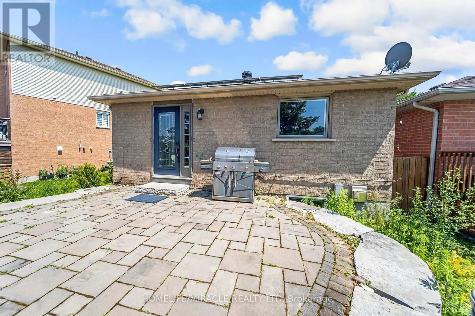 27 - 165 TAPSCOTT ROAD N