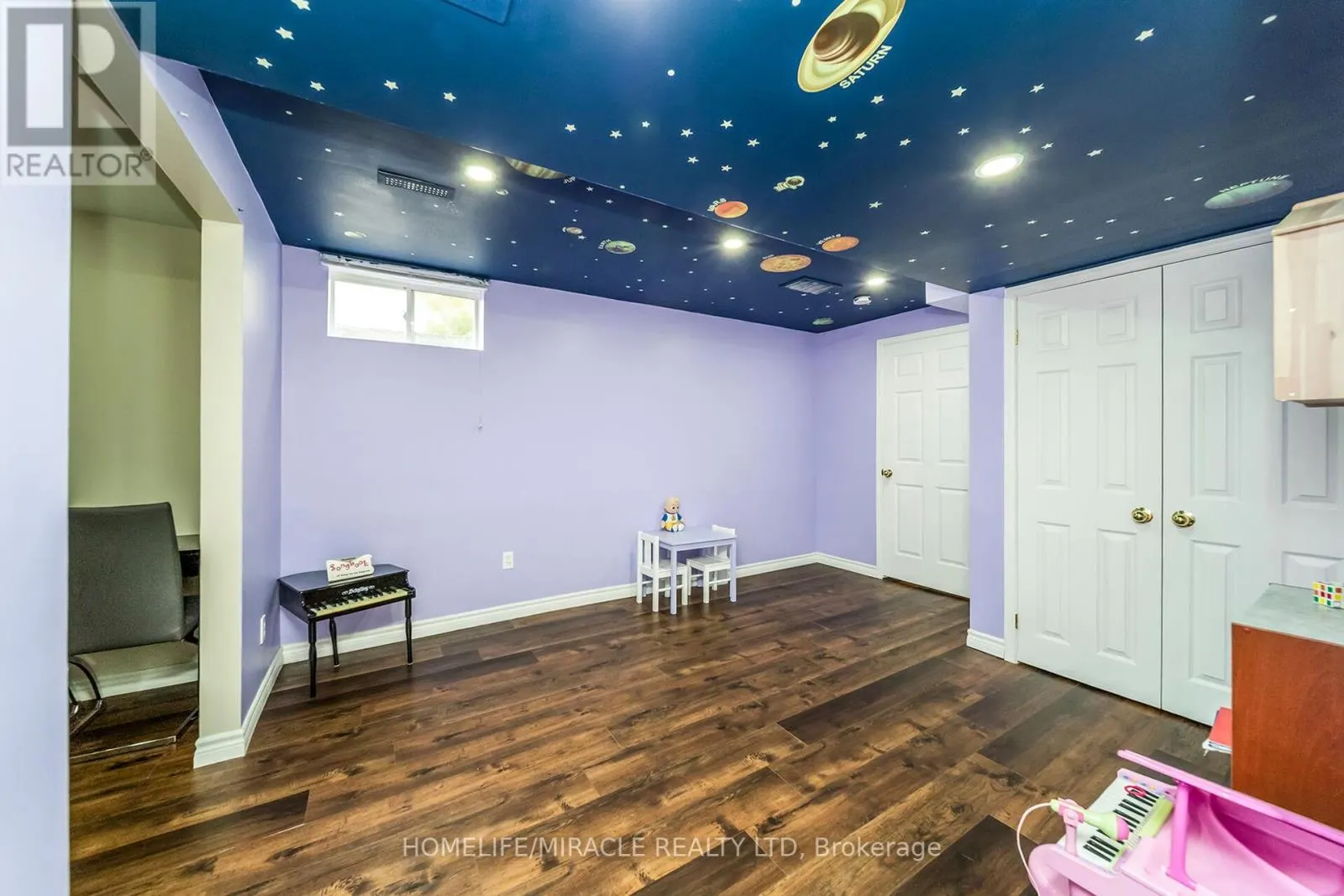 27 - 165 TAPSCOTT ROAD N
