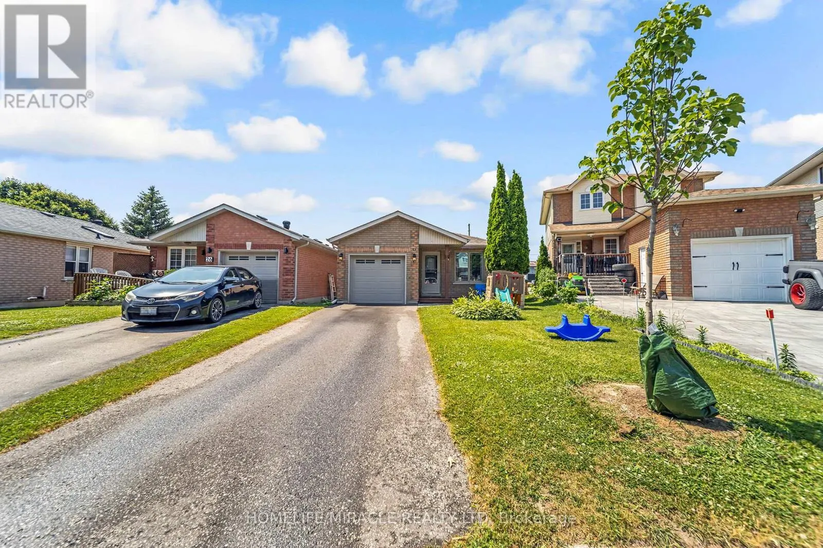 27 - 165 TAPSCOTT ROAD N