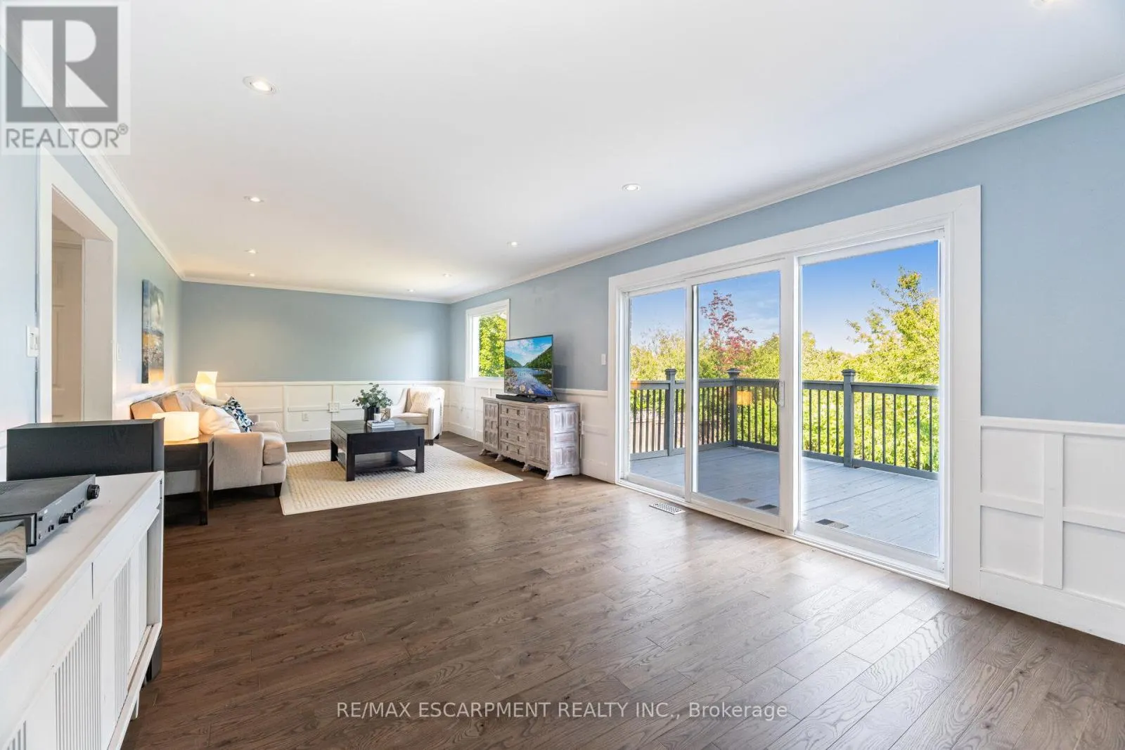 362 PRINCE OF WALES DRIVE