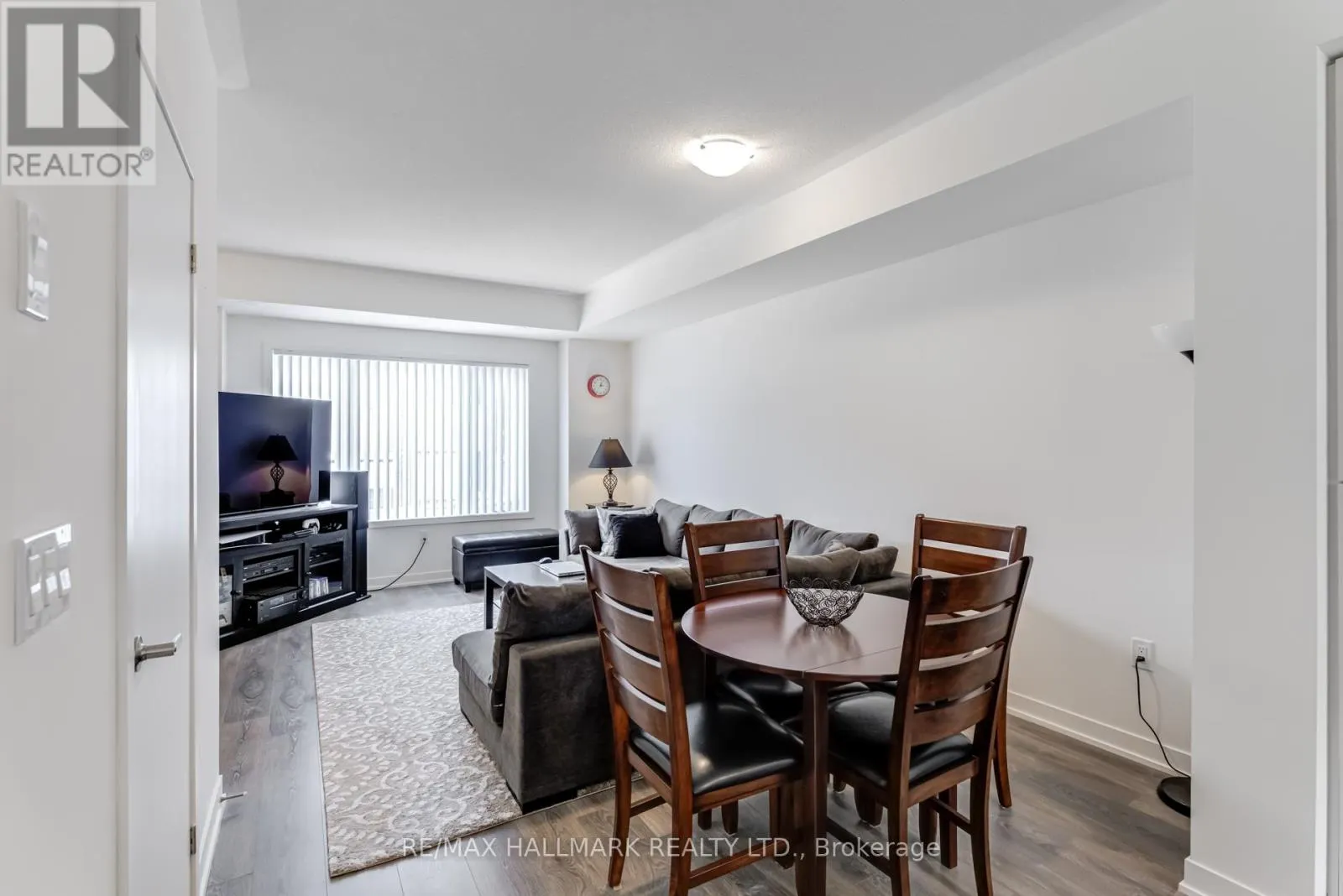 803 - 1525 KINGSTON ROAD