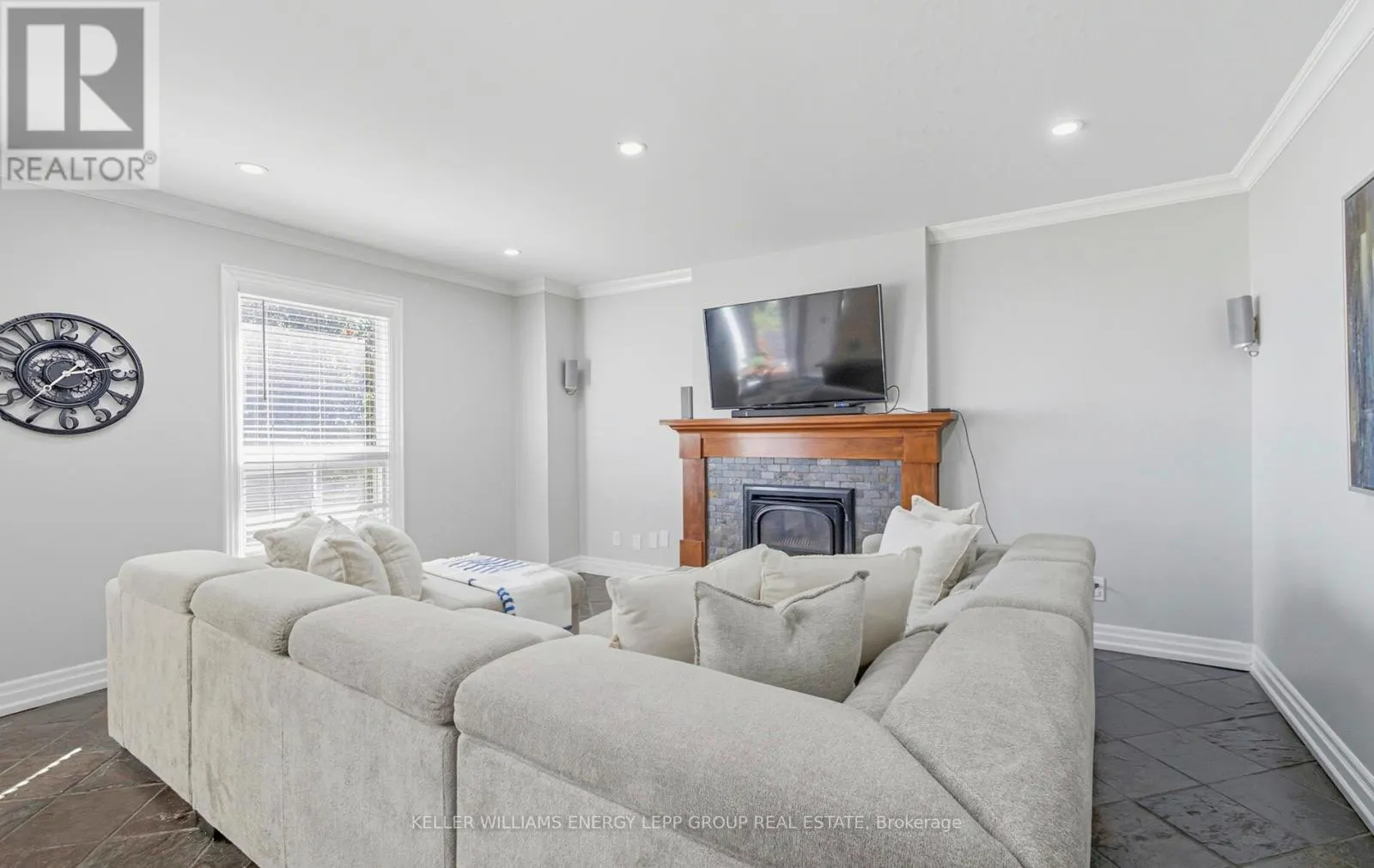 75 SAWDON DRIVE