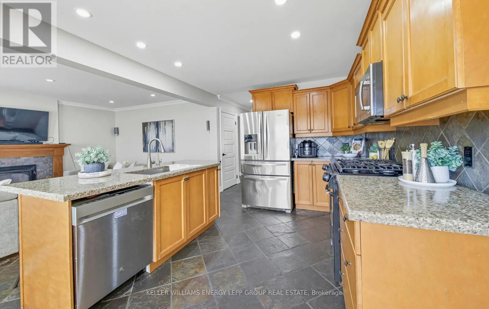 75 SAWDON DRIVE