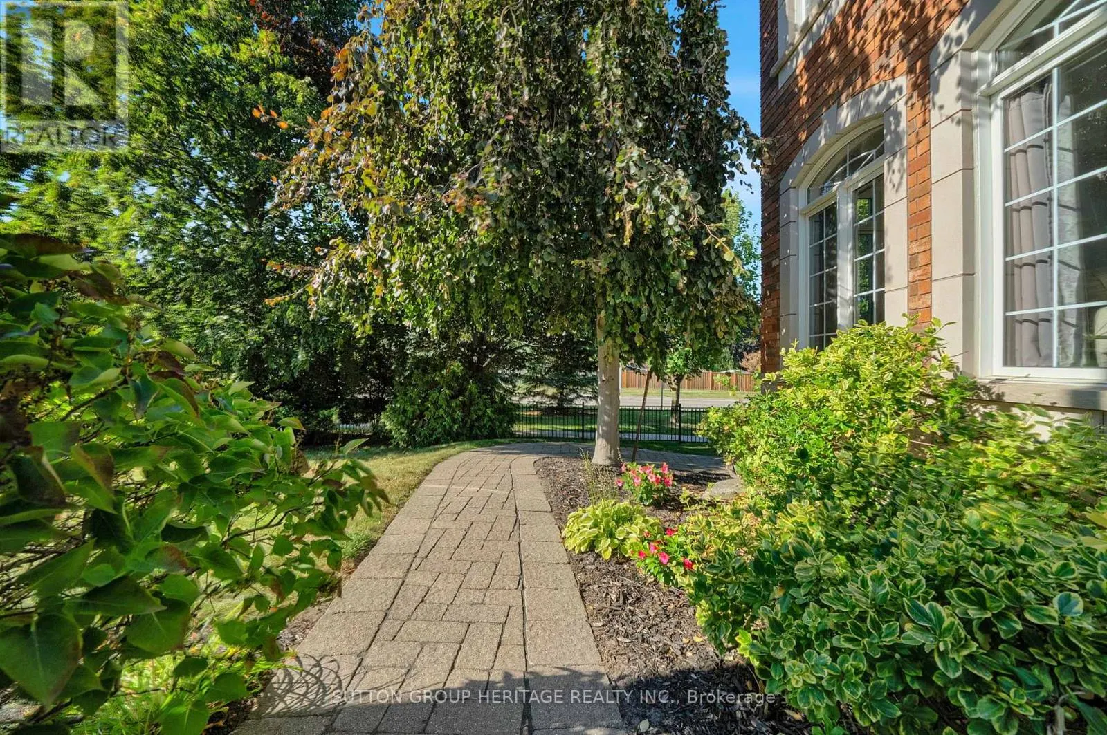 102 KENNETT DRIVE