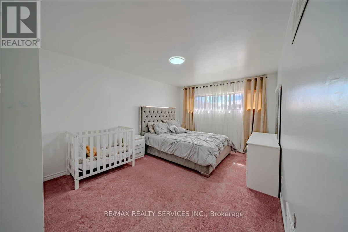 108 - 1133 RITSON ROAD N
