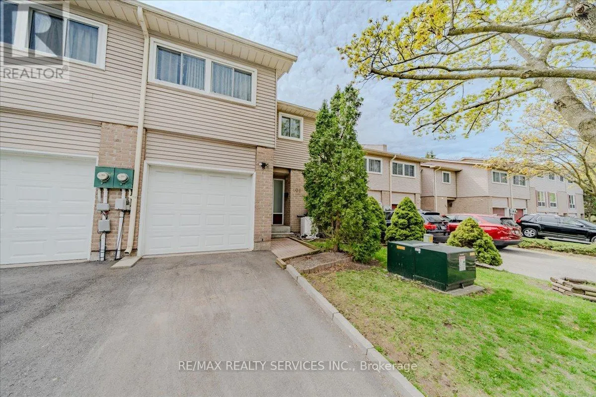 108 - 1133 RITSON ROAD N