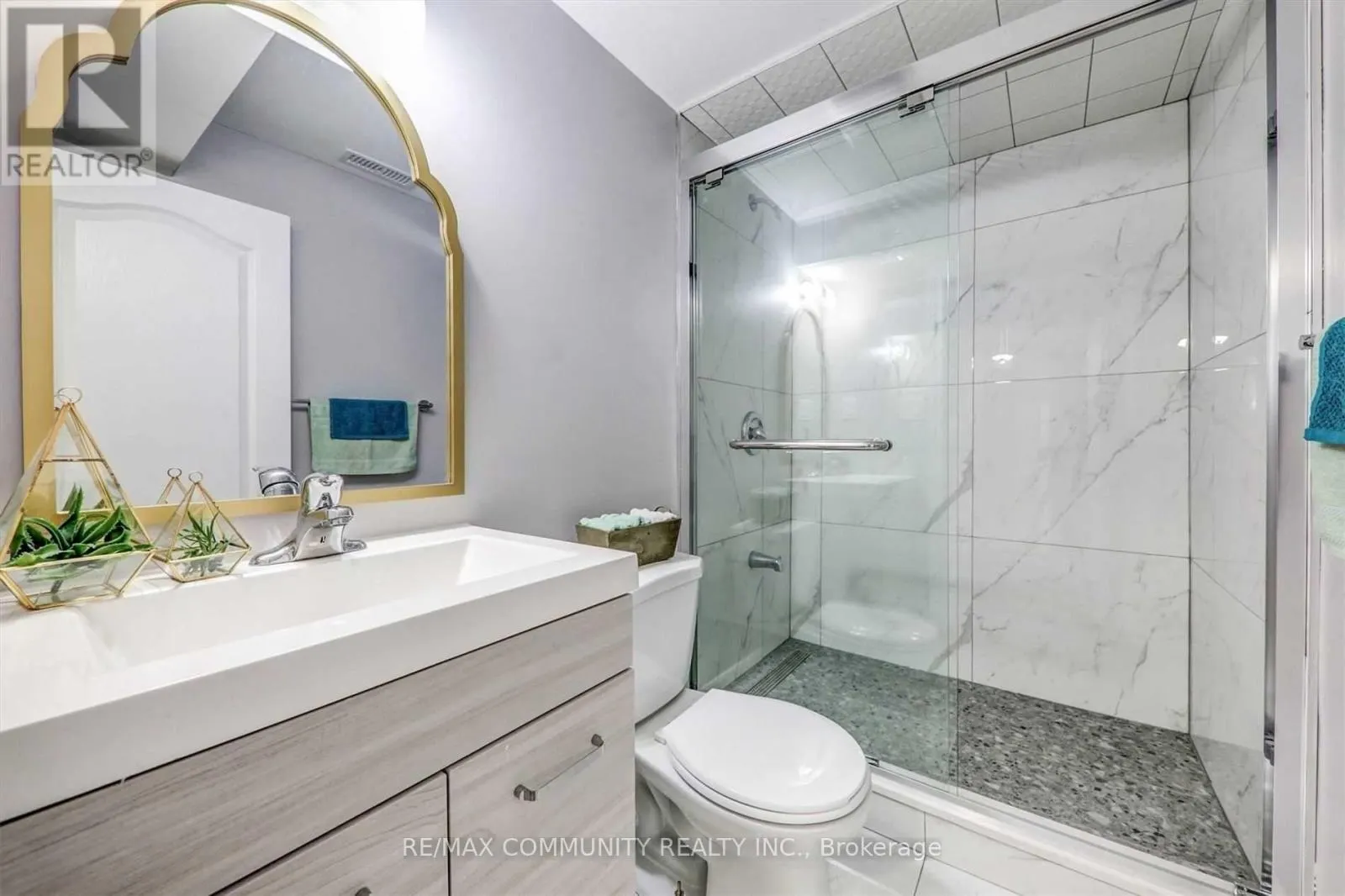 BSMT - 507 BROCK STREET S