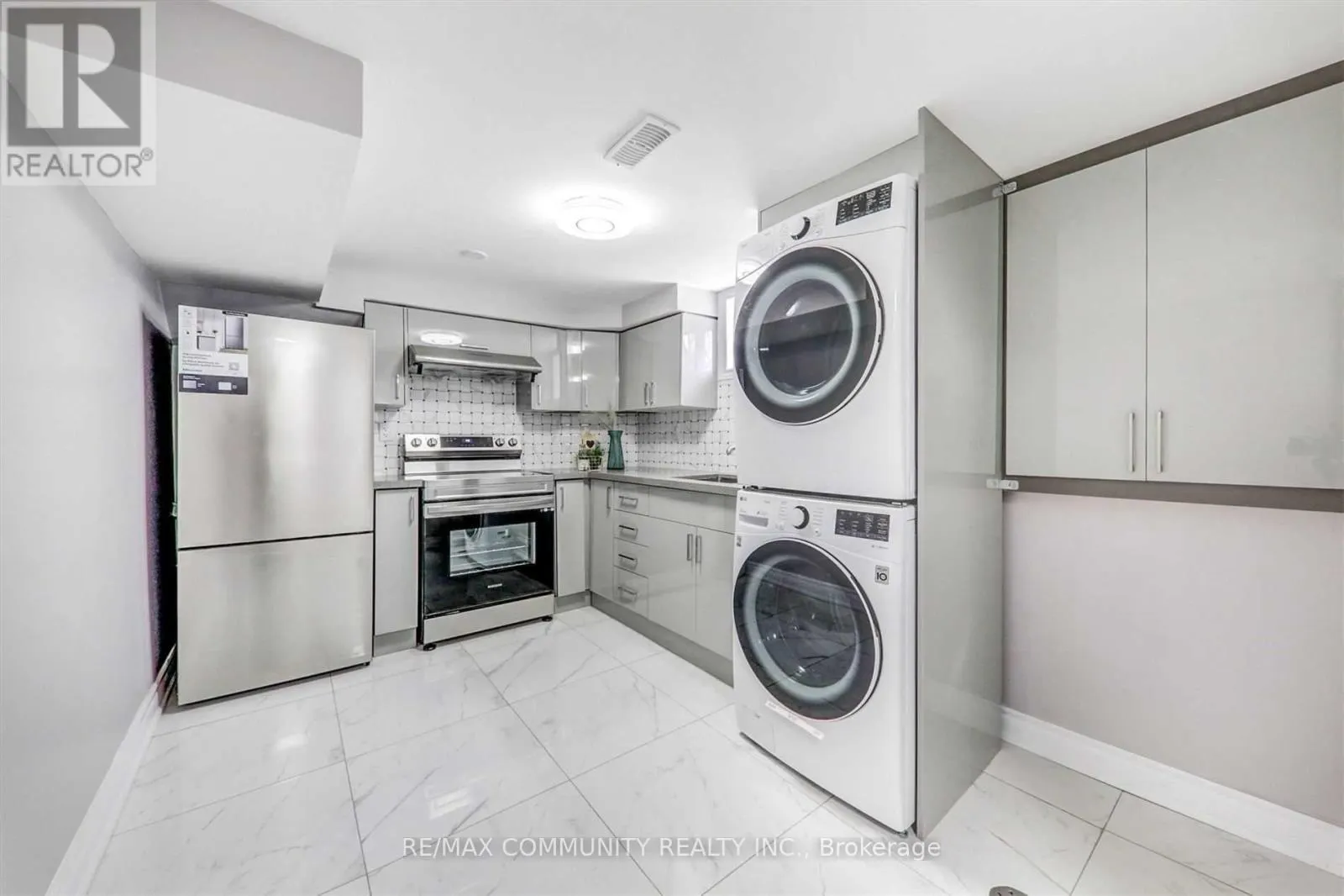 BSMT - 507 BROCK STREET S