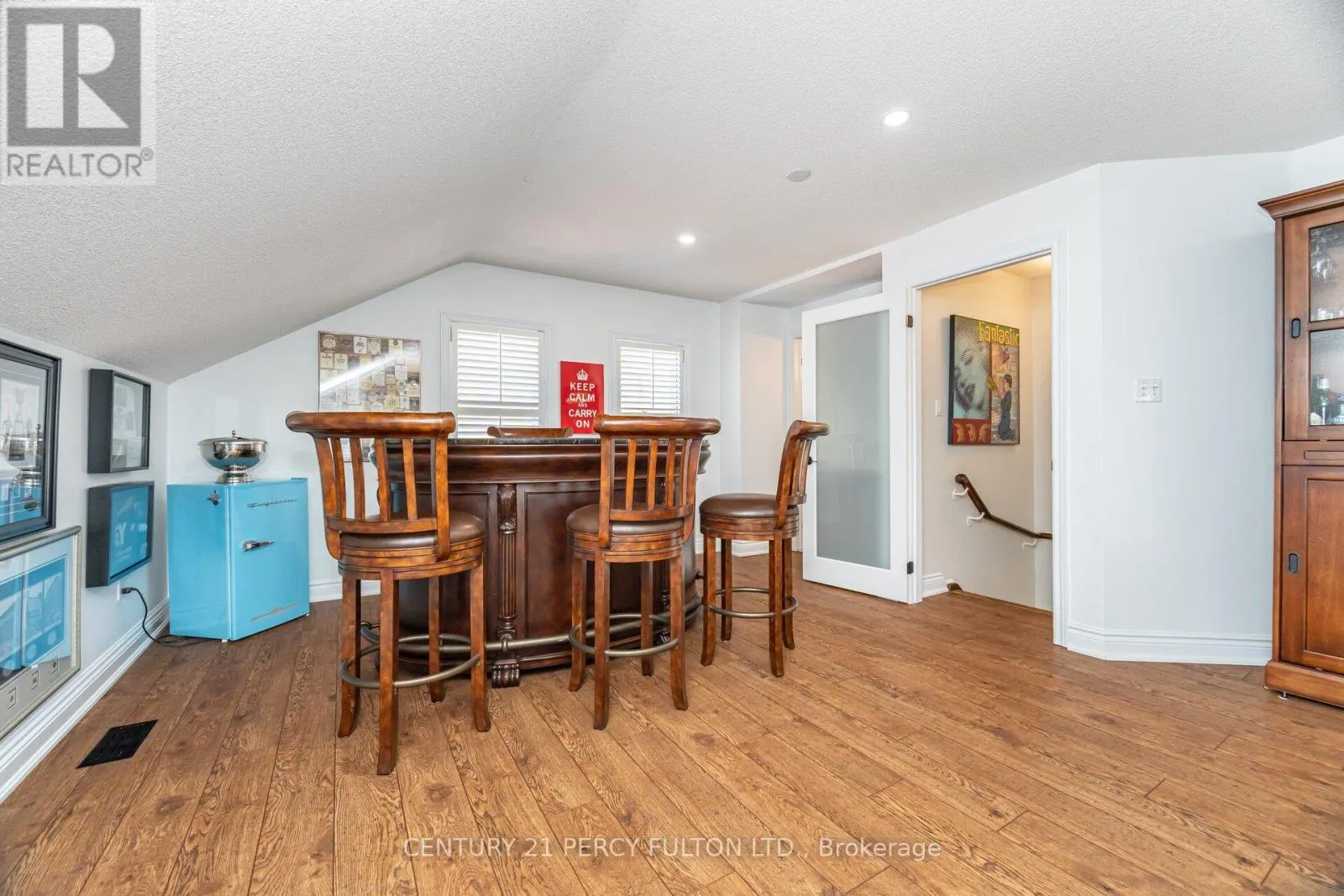 939 DUNCANNON DRIVE
