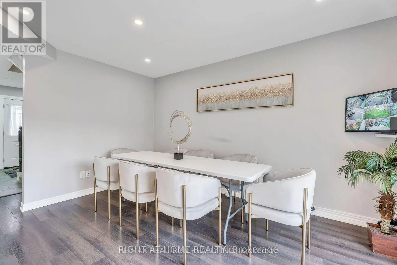 150 SANDRINGHAM DRIVE