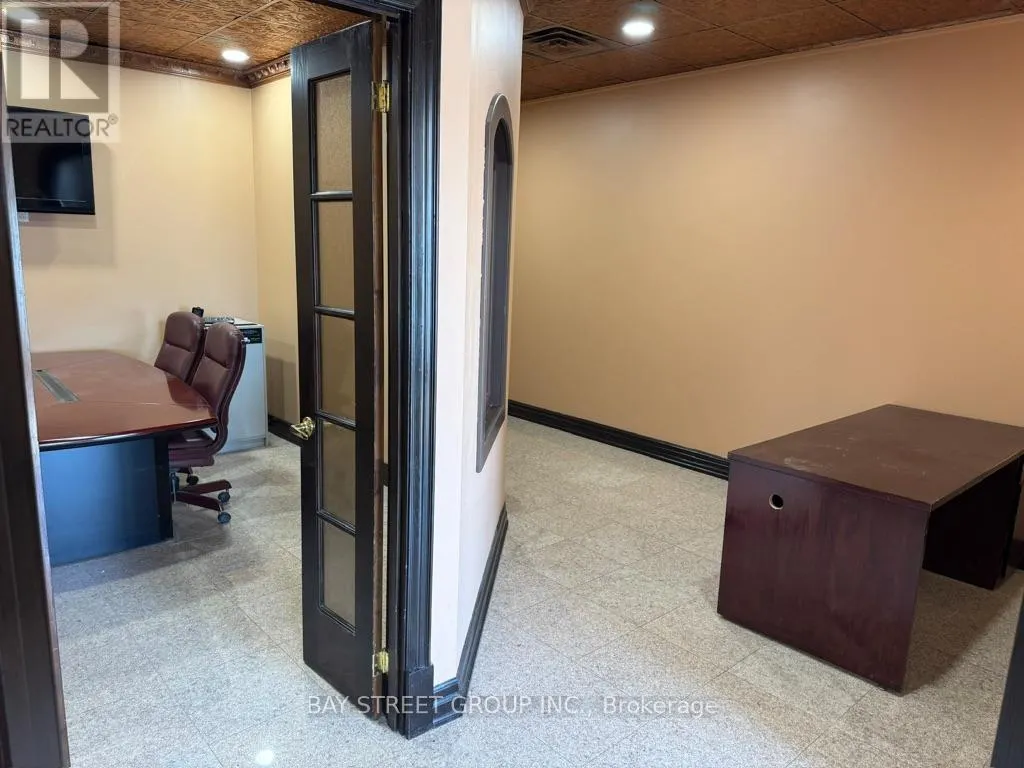 205 - 80 CORPORATE DRIVE