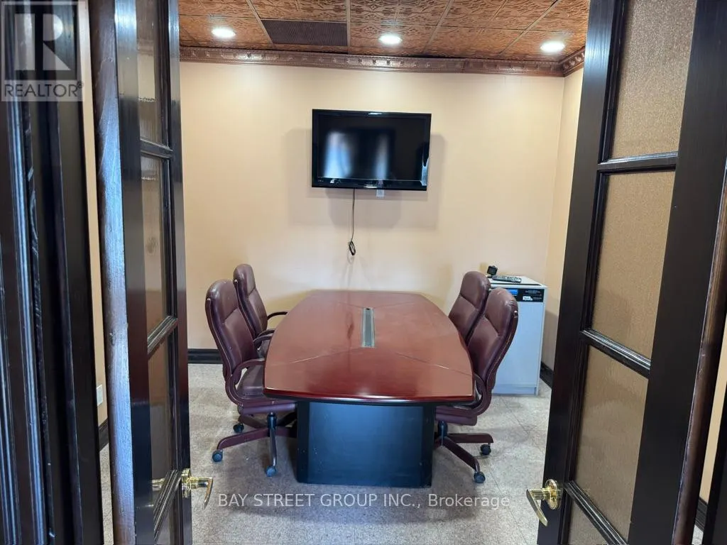 205 - 80 CORPORATE DRIVE