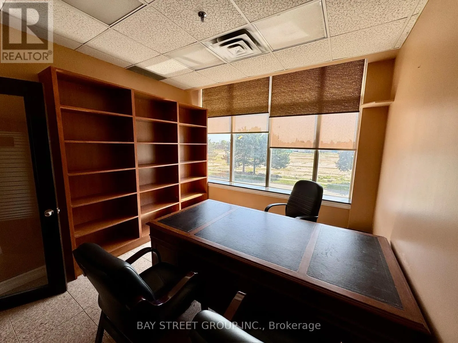 205 - 80 CORPORATE DRIVE