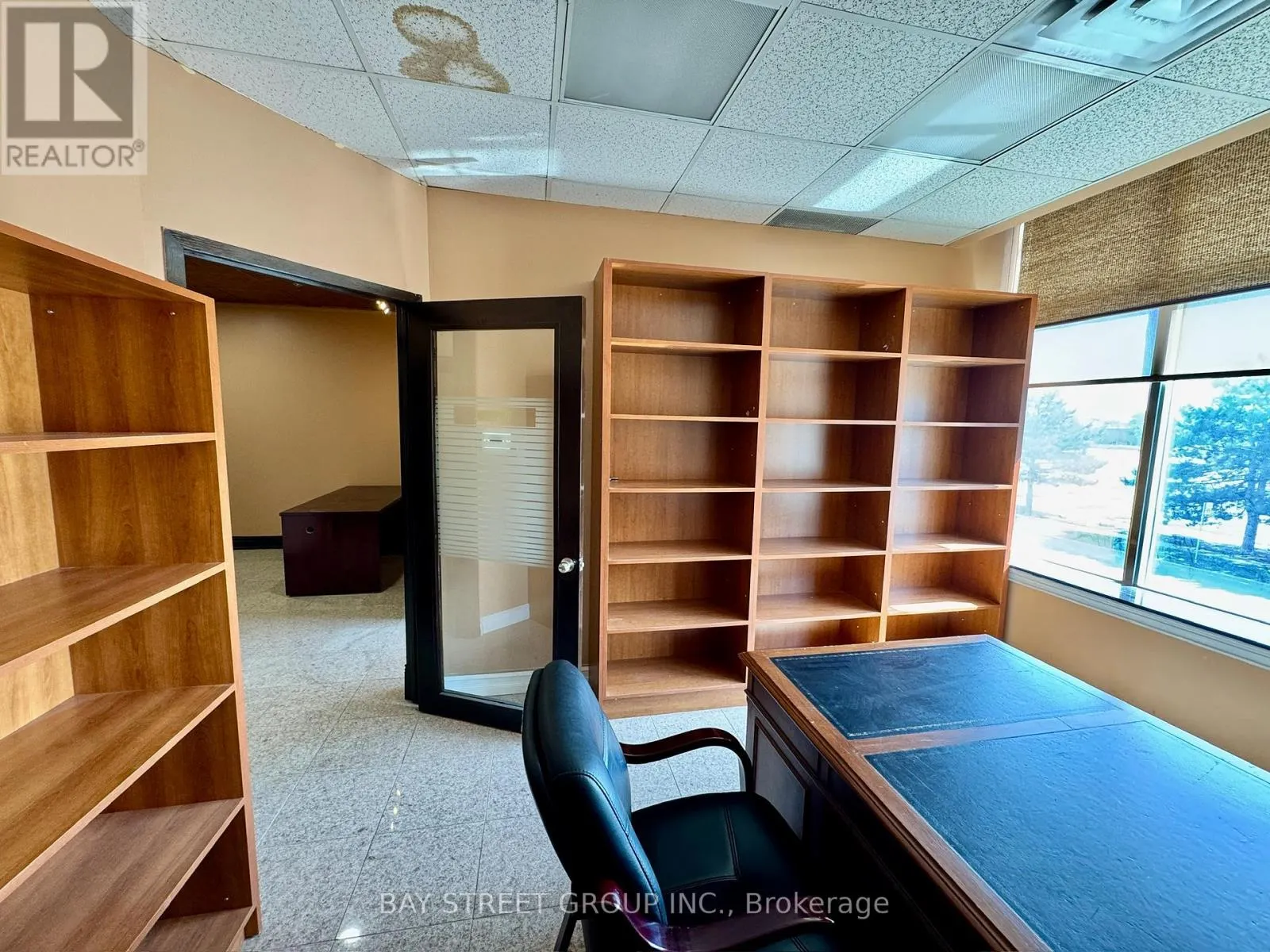 205 - 80 CORPORATE DRIVE
