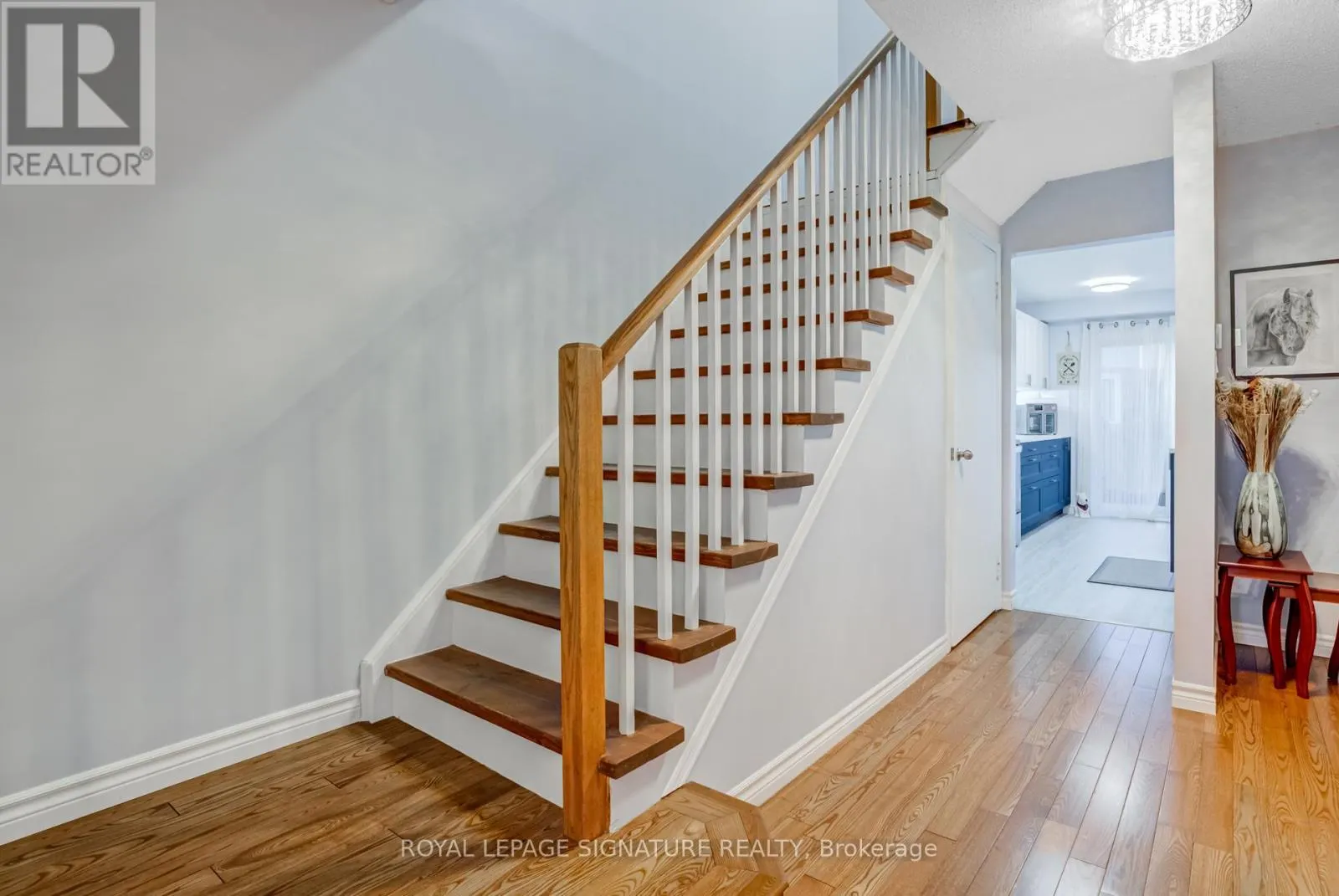 166 - 10 BASSETT BOULEVARD