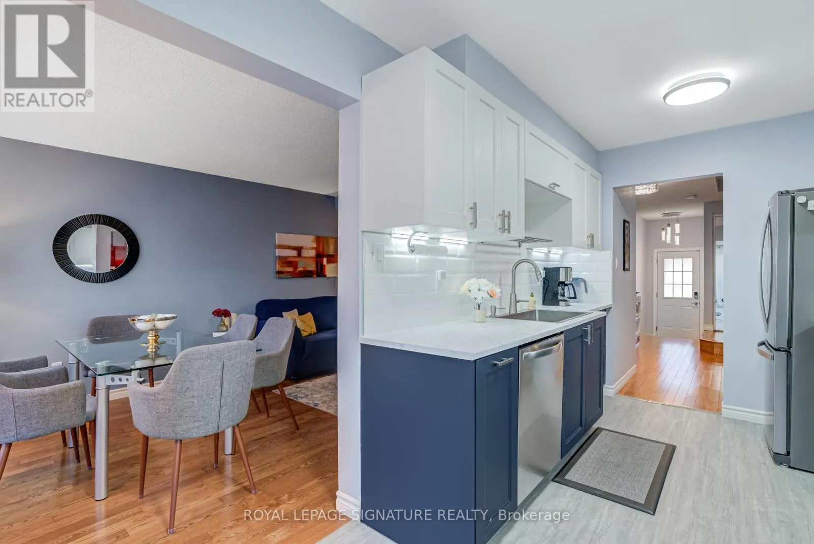 166 - 10 BASSETT BOULEVARD