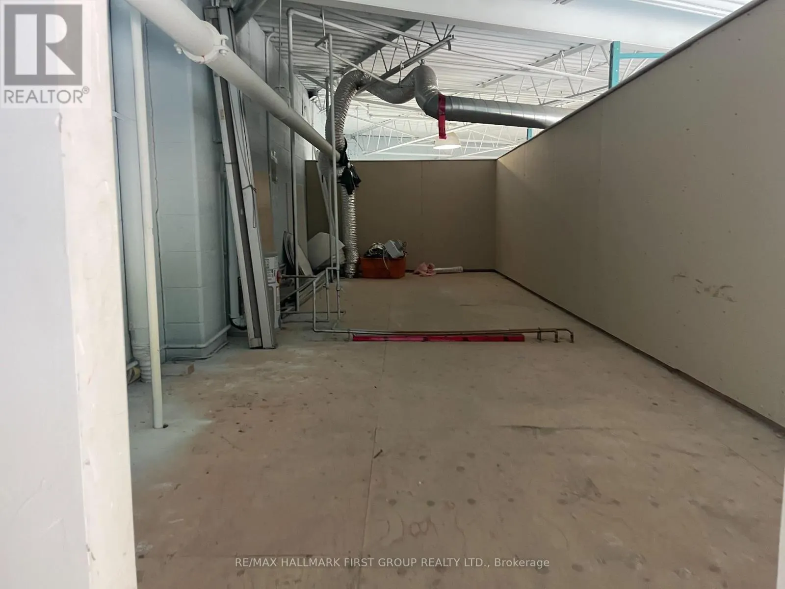 18&19 - 1064 SALK ROAD