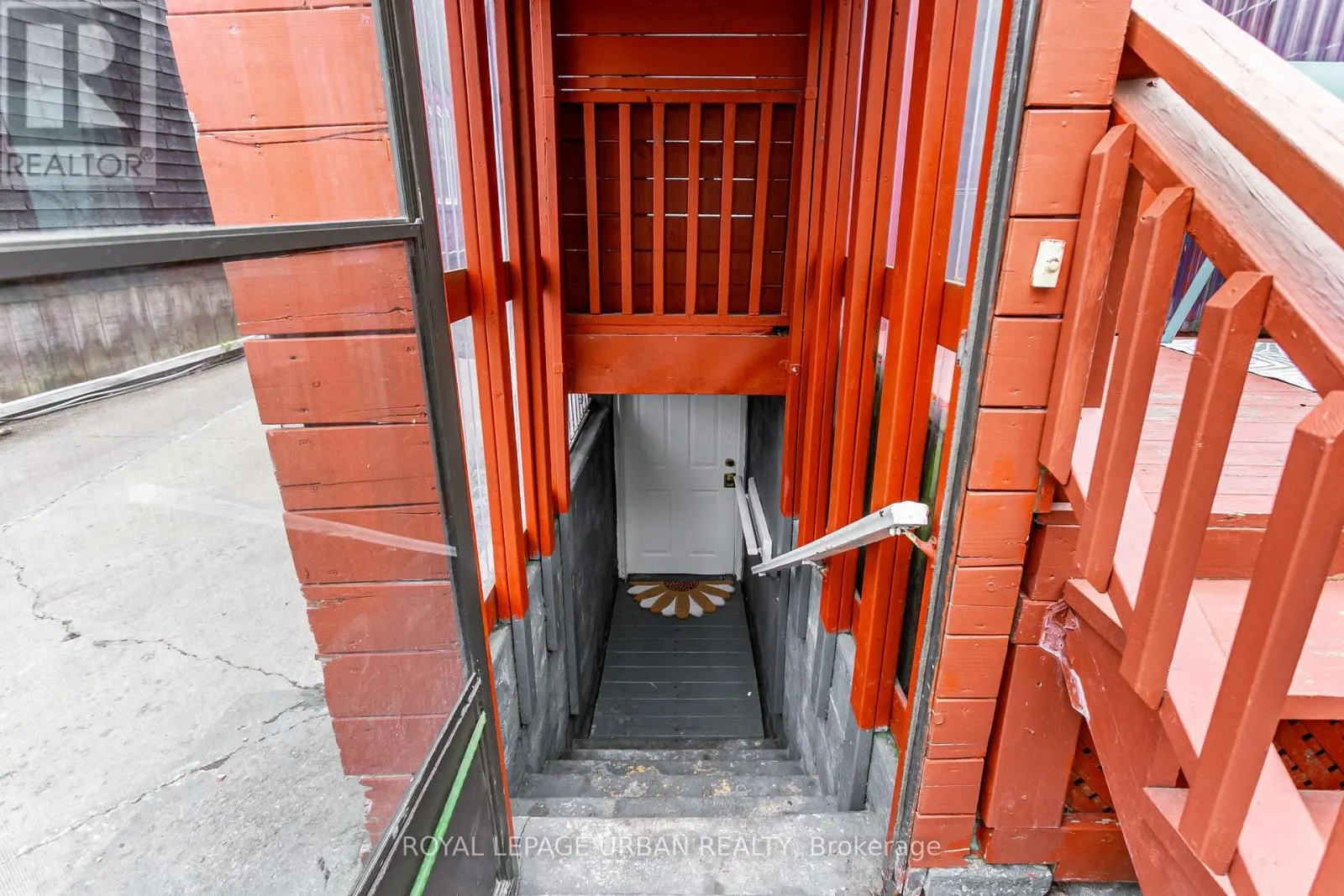 144 ALDWYCH AVENUE