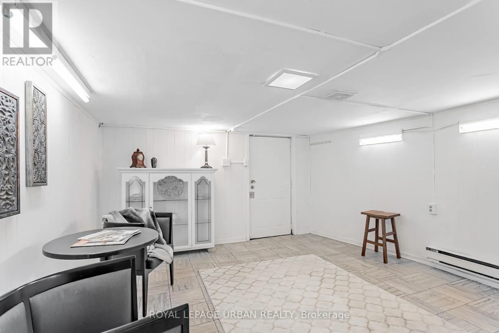 144 ALDWYCH AVENUE
