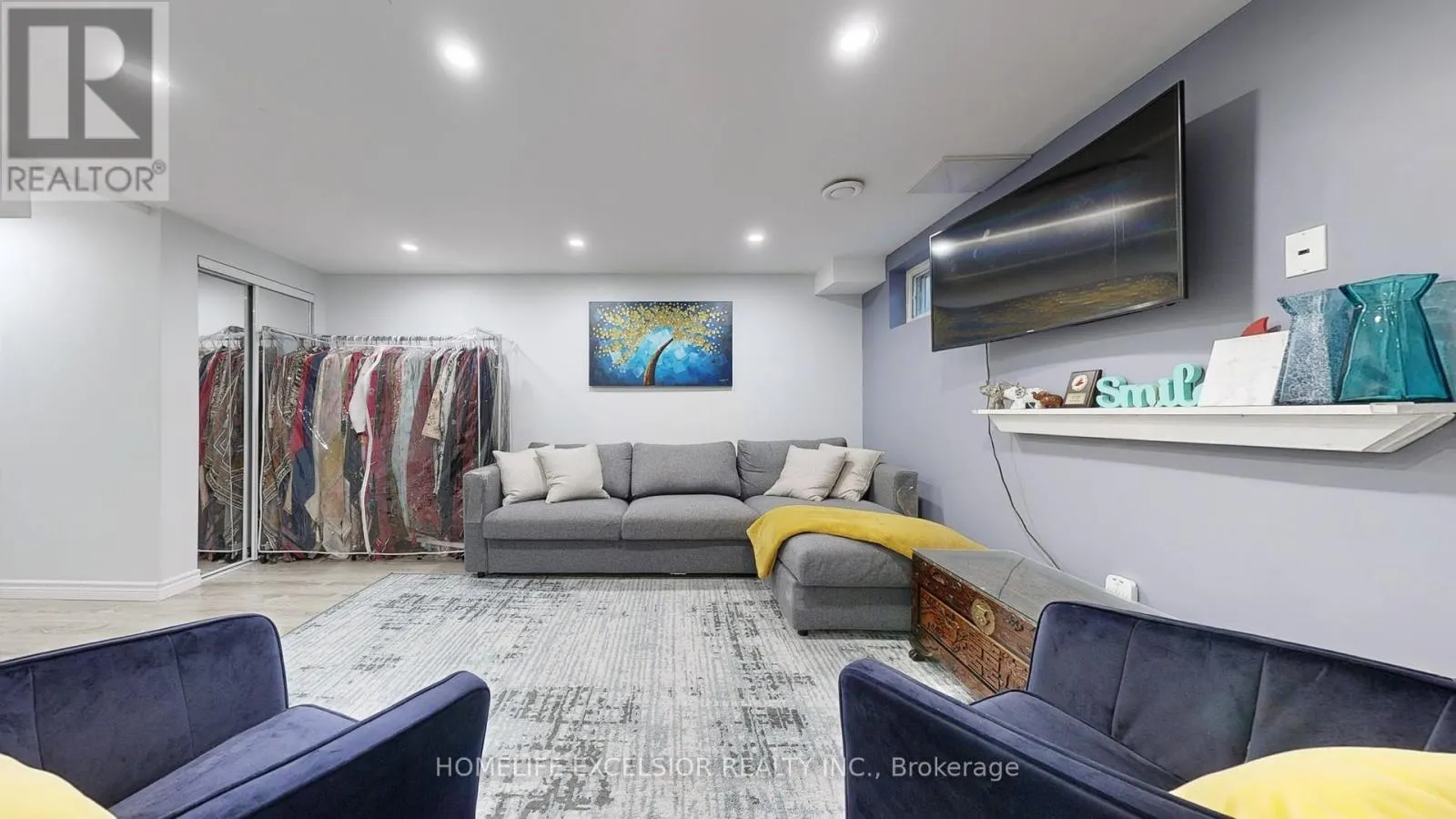 #73 - 201 ALEXMUIR BOULEVARD