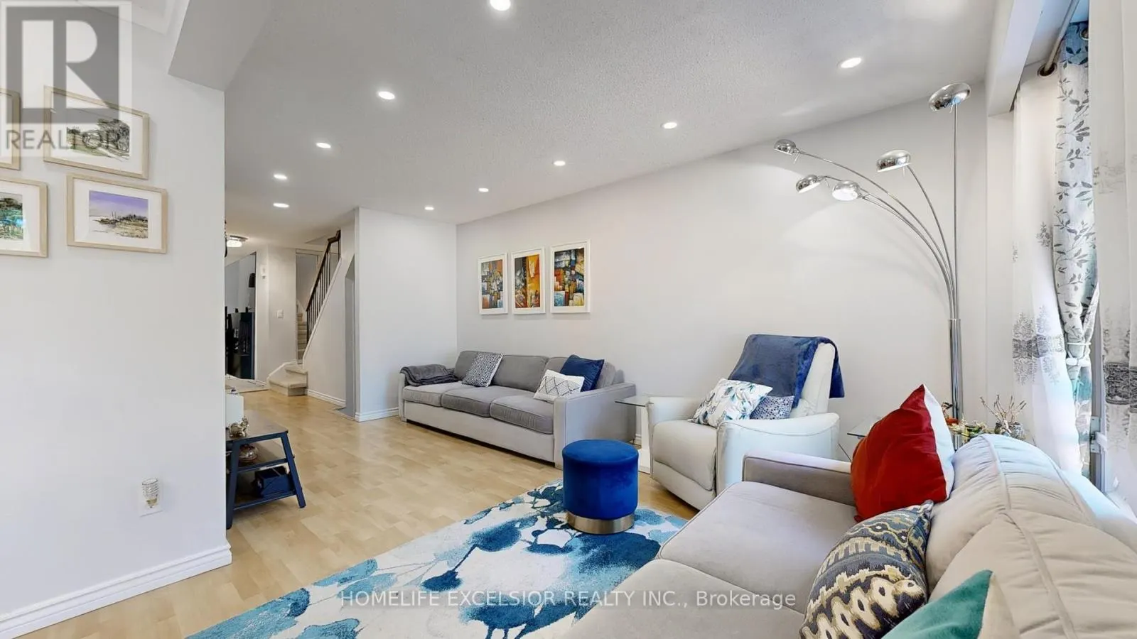 #73 - 201 ALEXMUIR BOULEVARD
