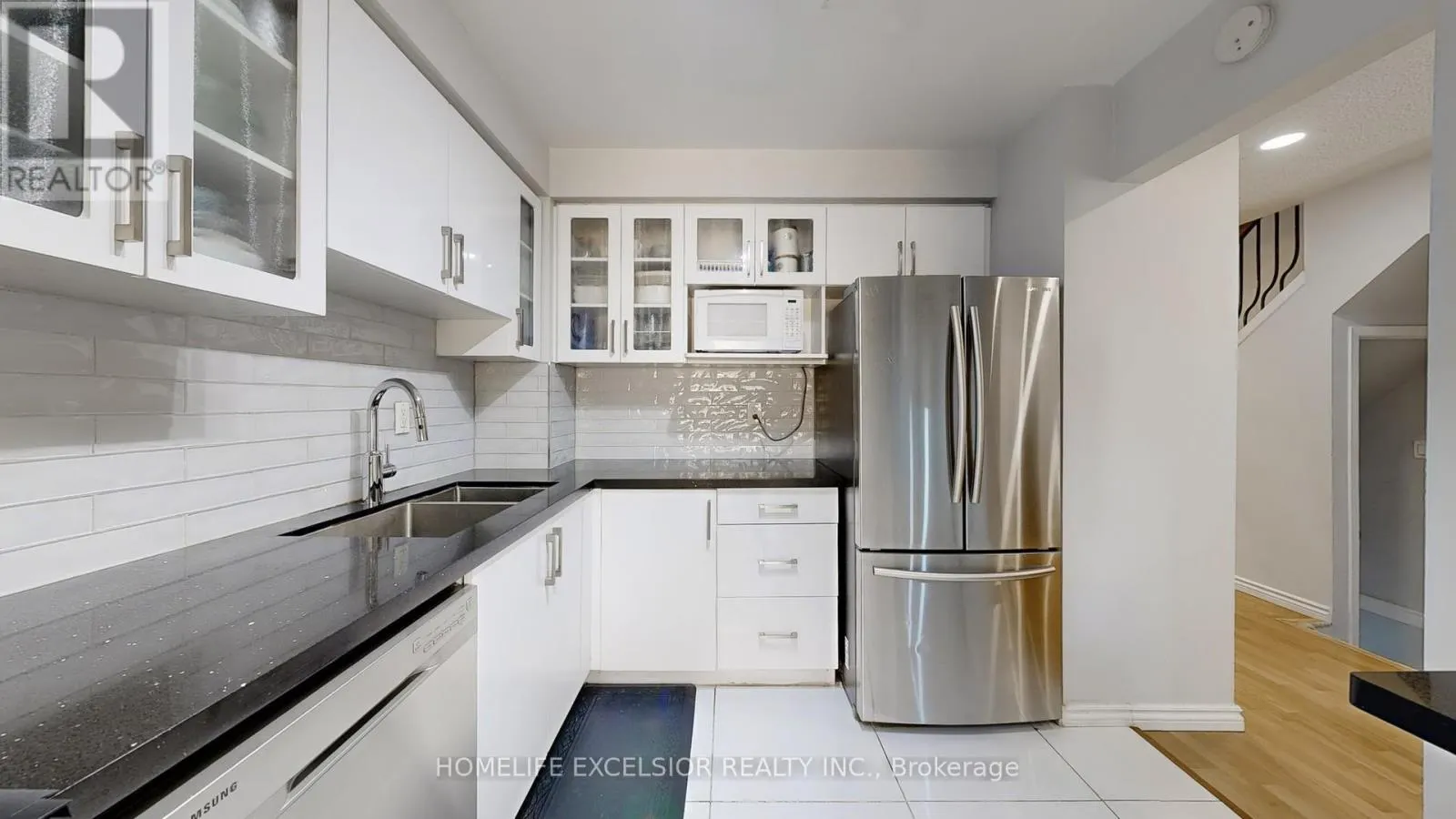 #73 - 201 ALEXMUIR BOULEVARD