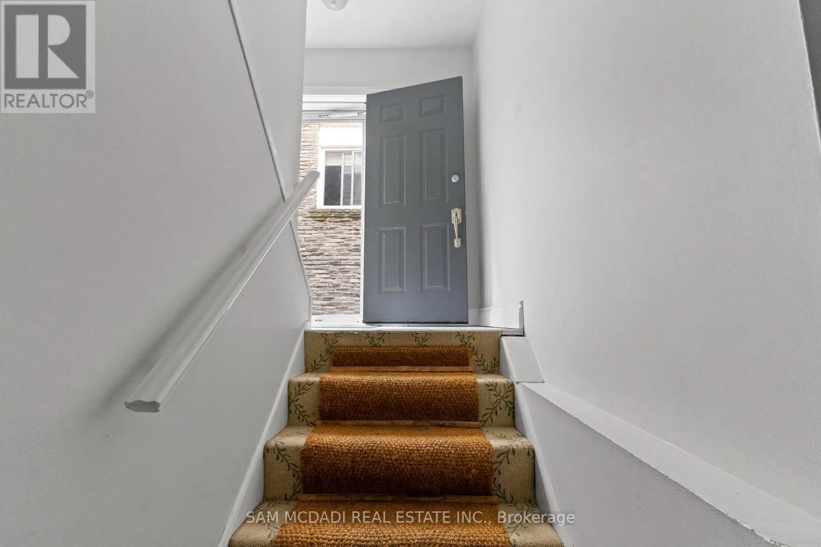 26 PINE AVENUE