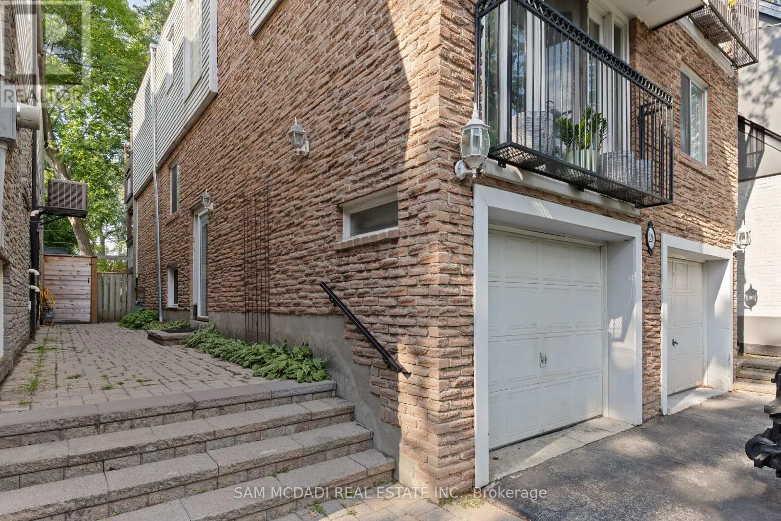 26 PINE AVENUE