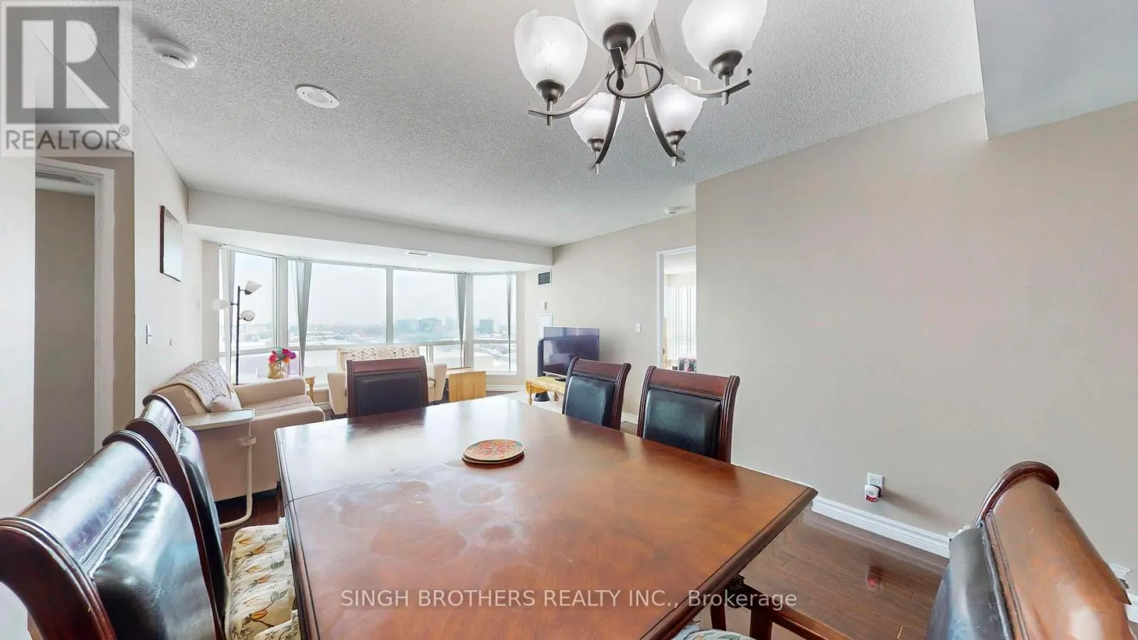 1505 - 1 LEE CENTRE DRIVE