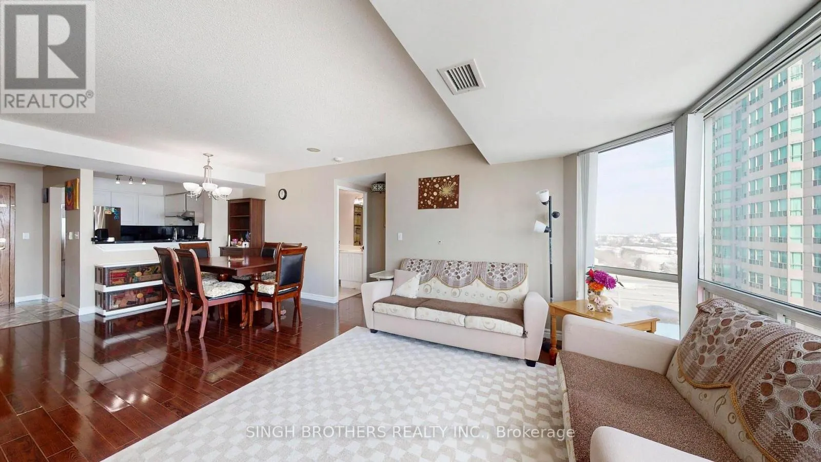 1505 - 1 LEE CENTRE DRIVE