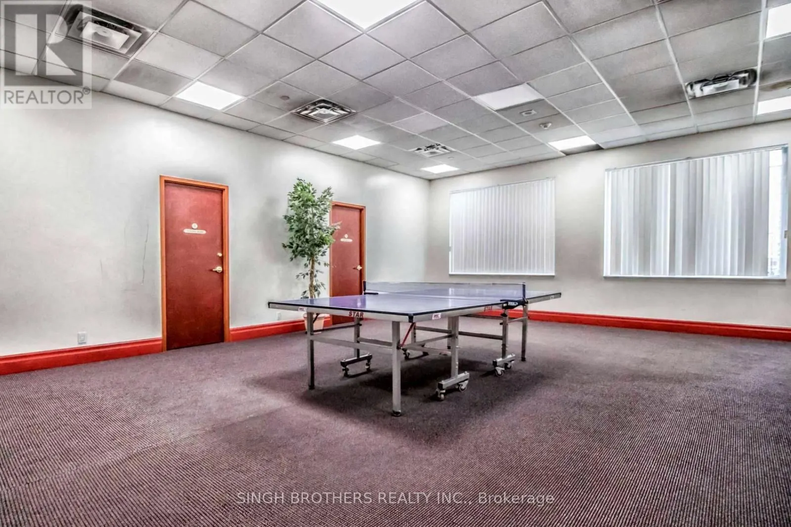 1505 - 1 LEE CENTRE DRIVE