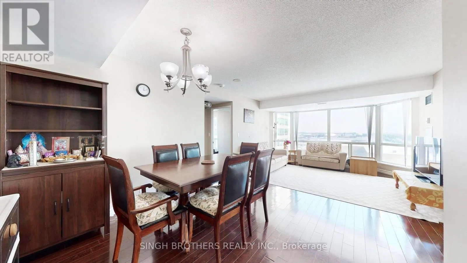 1505 - 1 LEE CENTRE DRIVE