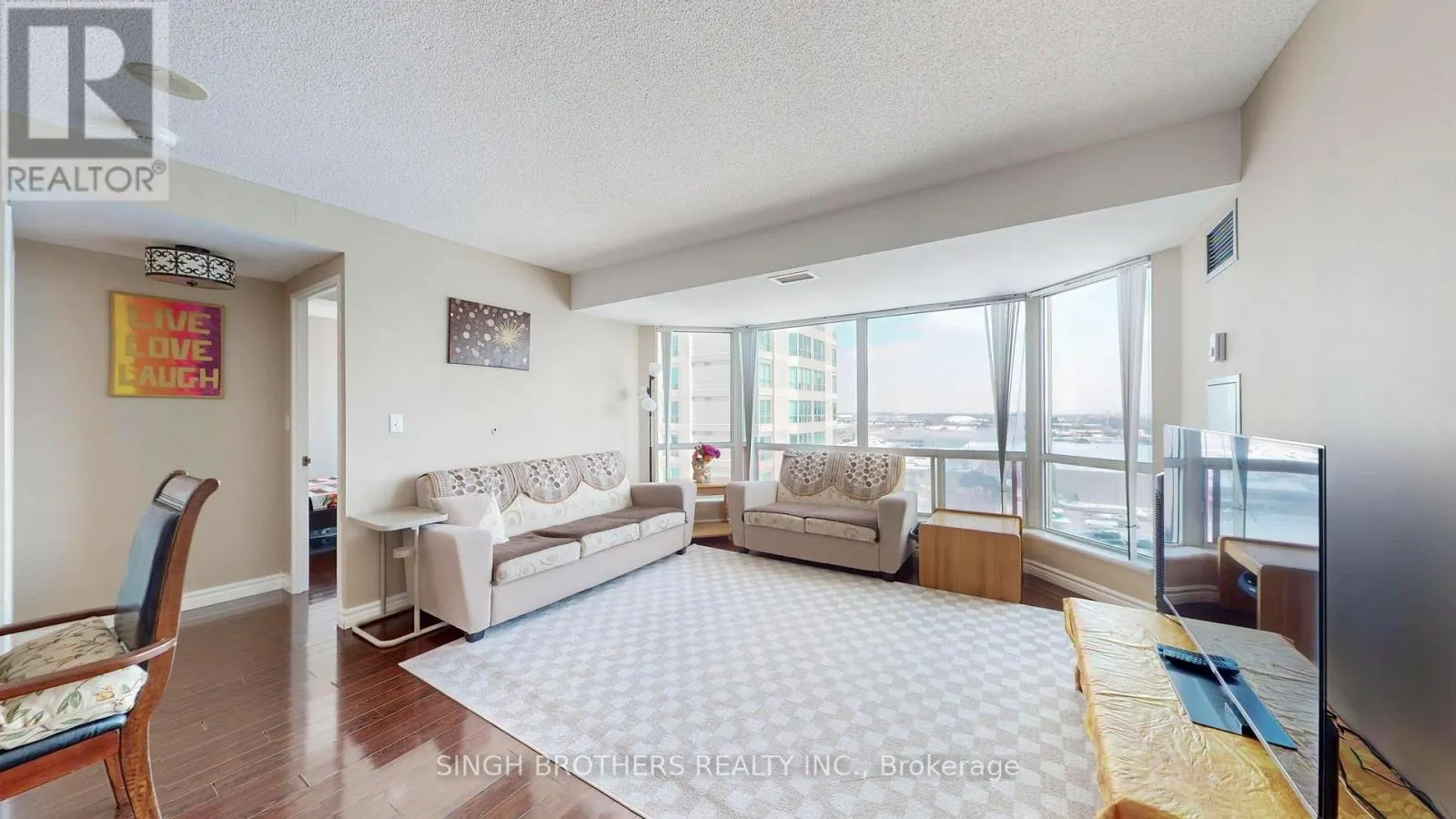 1505 - 1 LEE CENTRE DRIVE