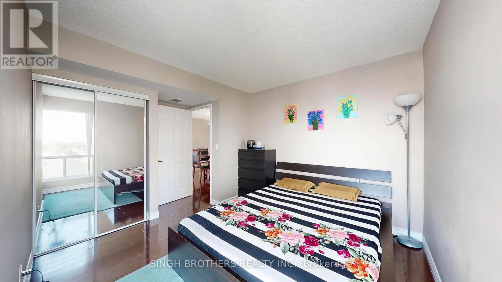 1505 - 1 LEE CENTRE DRIVE
