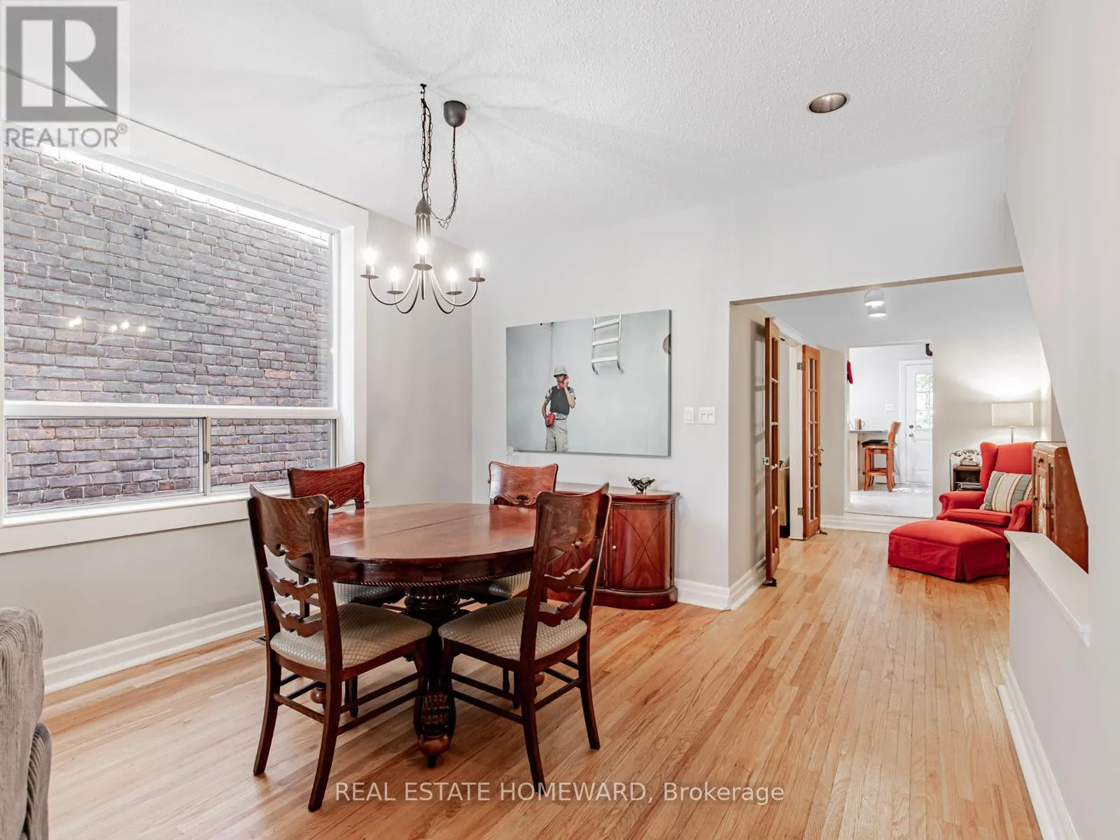 87 HARCOURT AVENUE