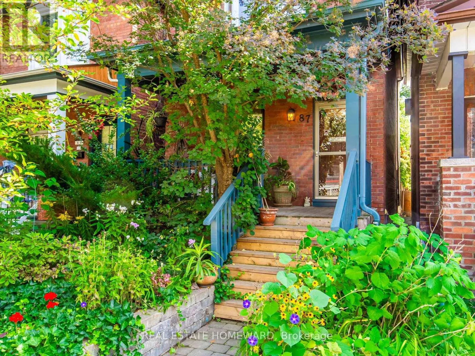 87 HARCOURT AVENUE