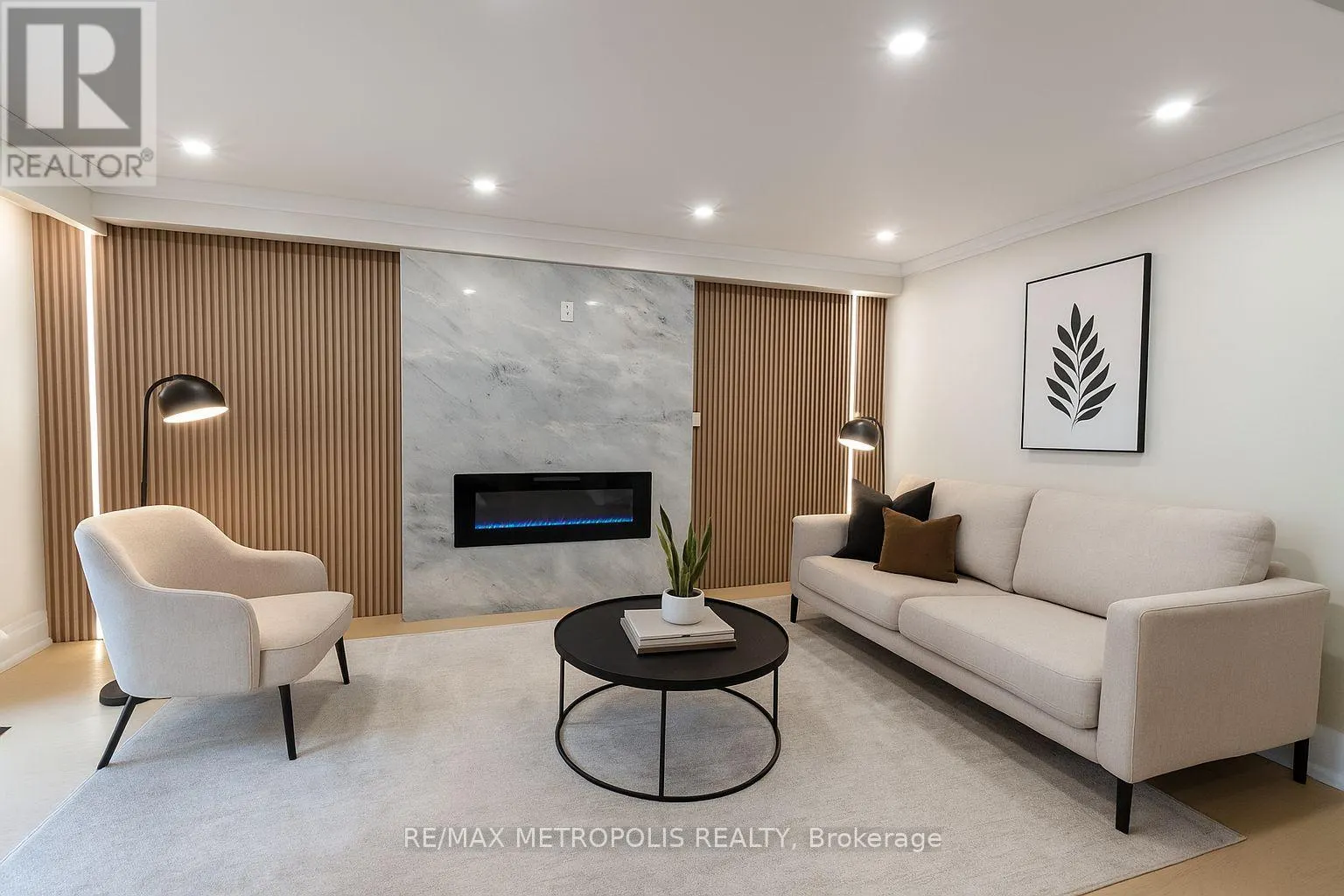 48 KNOCKBOLT CRESCENT