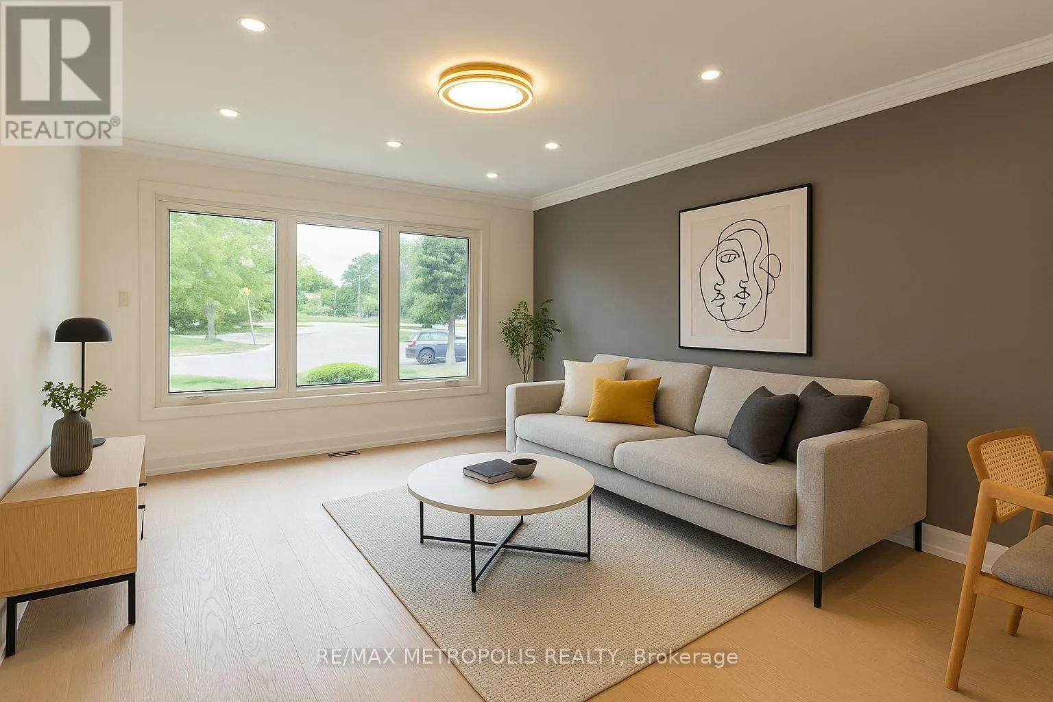 48 KNOCKBOLT CRESCENT