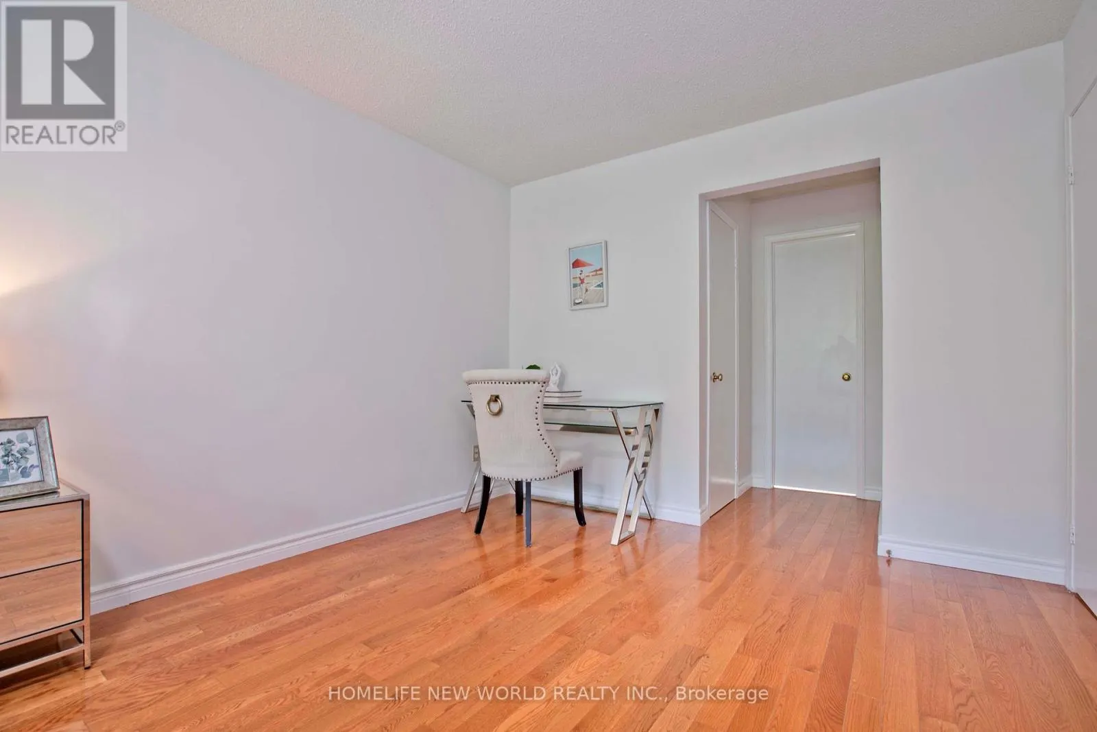 53 SANWOOD BOULEVARD