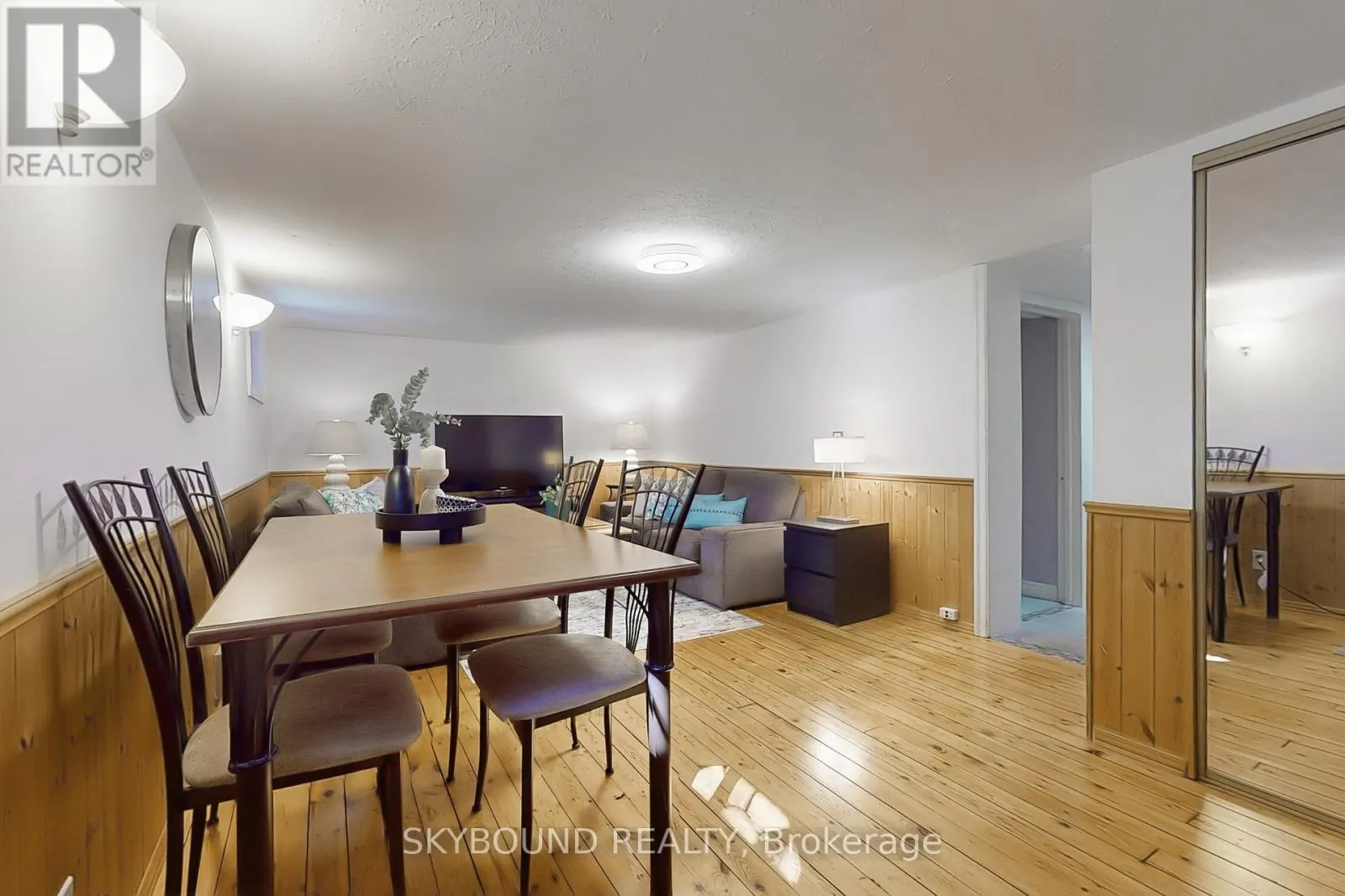 100 LANKIN BOULEVARD