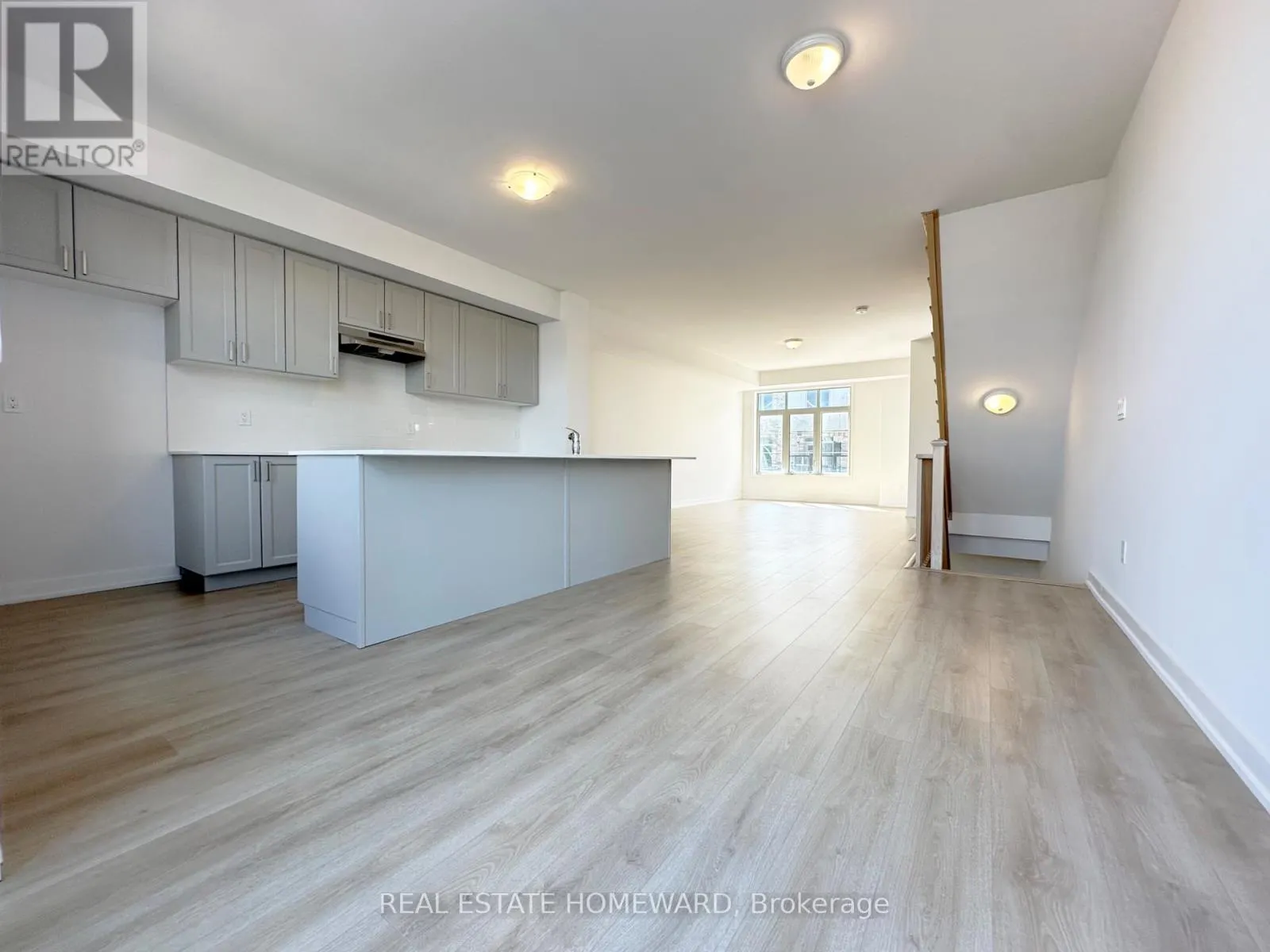 303 - 1655 PALMERS SAWMILL ROAD