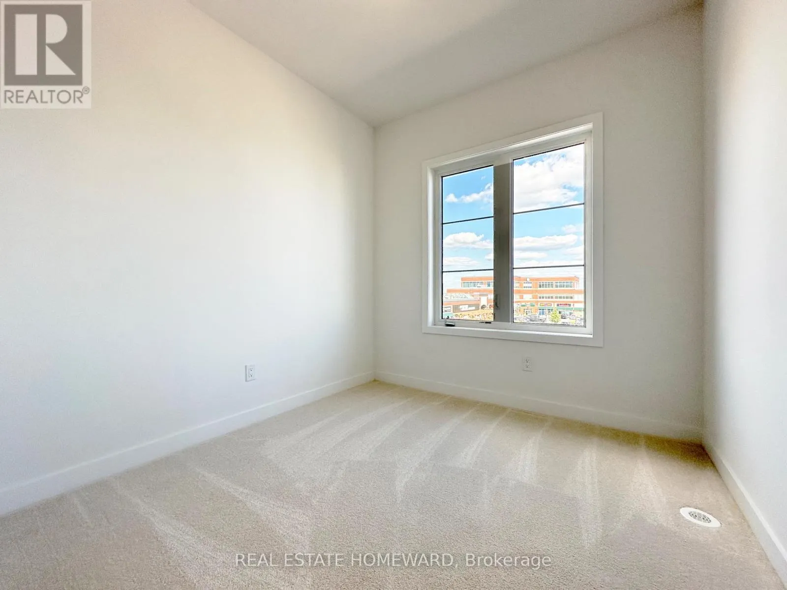 303 - 1655 PALMERS SAWMILL ROAD