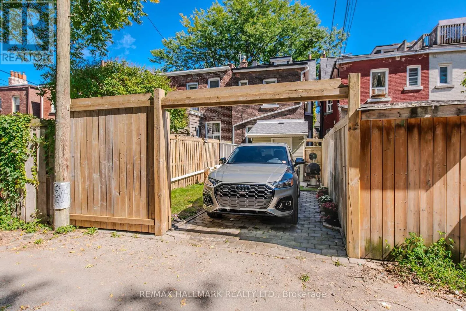 152 HASTINGS AVENUE