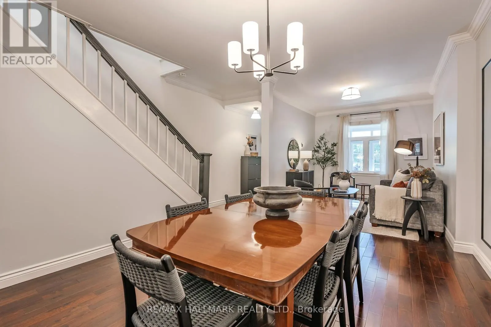 152 HASTINGS AVENUE