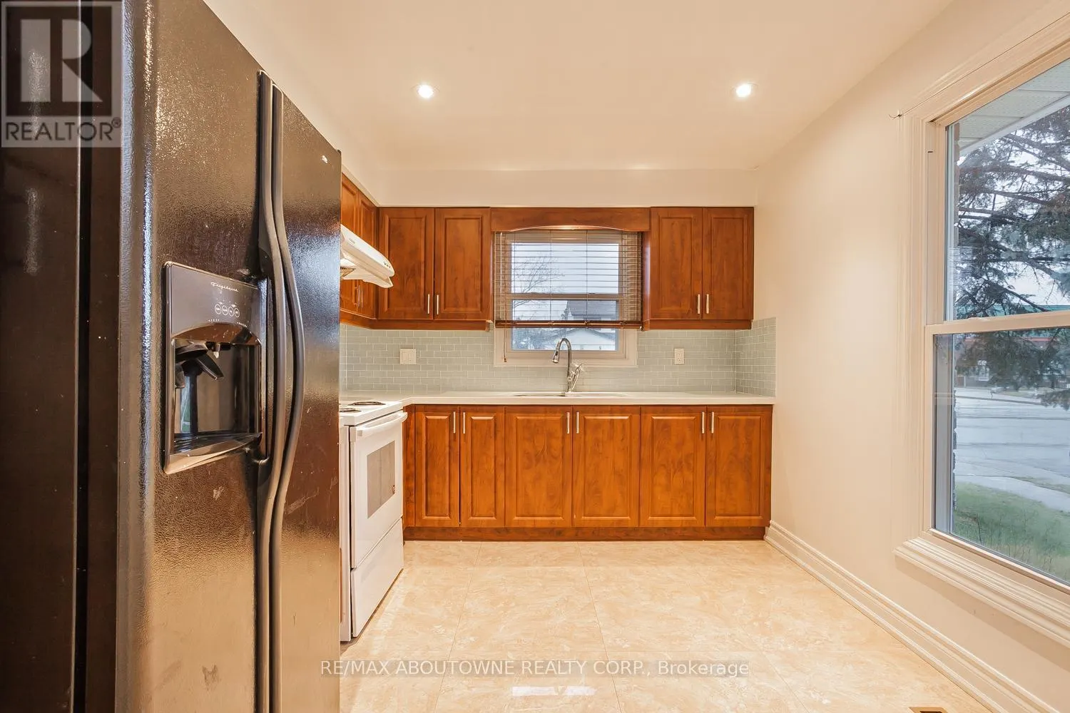 106 PONDTAIL DRIVE