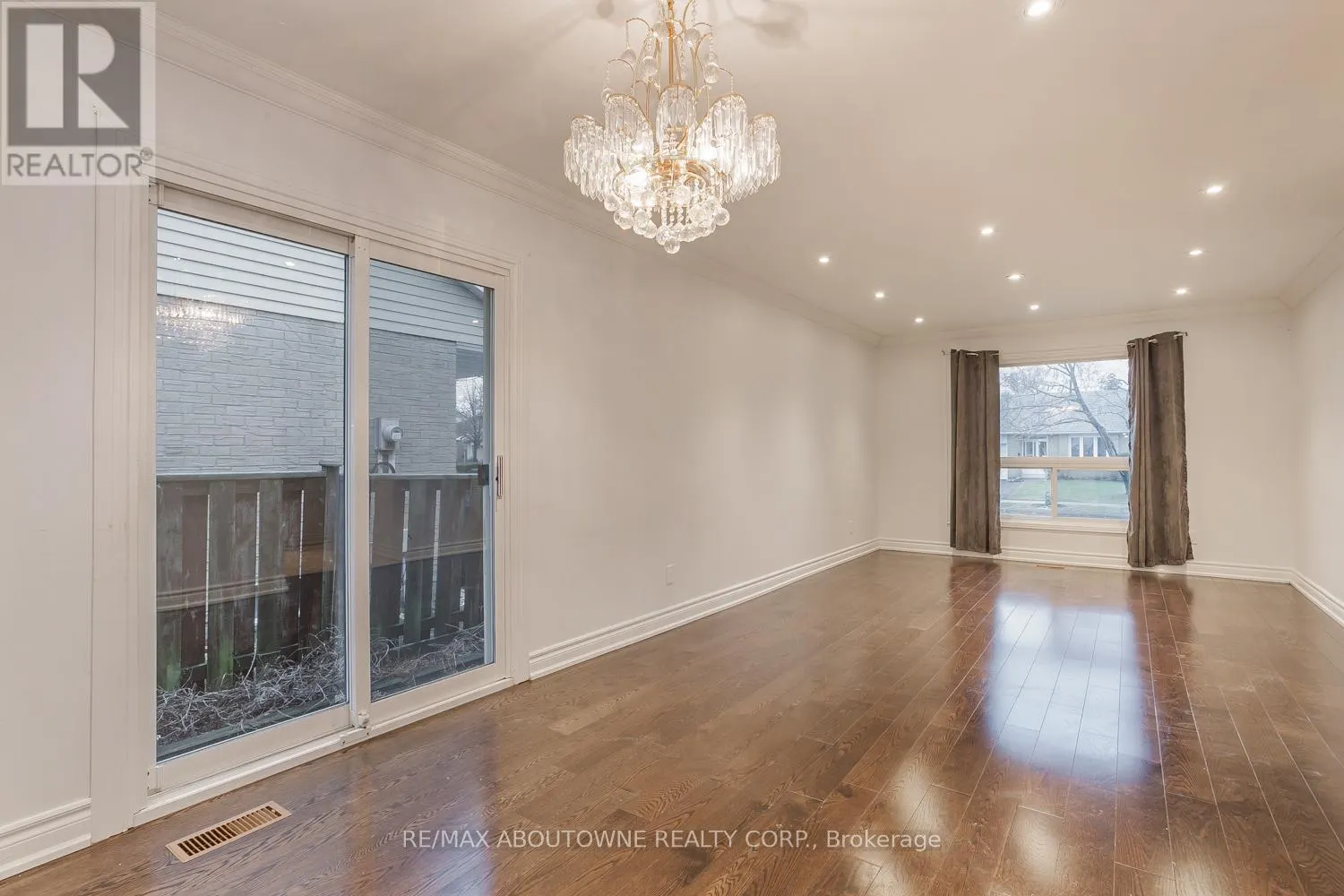 106 PONDTAIL DRIVE